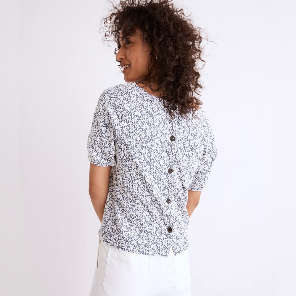 Madewell Floral Jacquard Button-Back Top